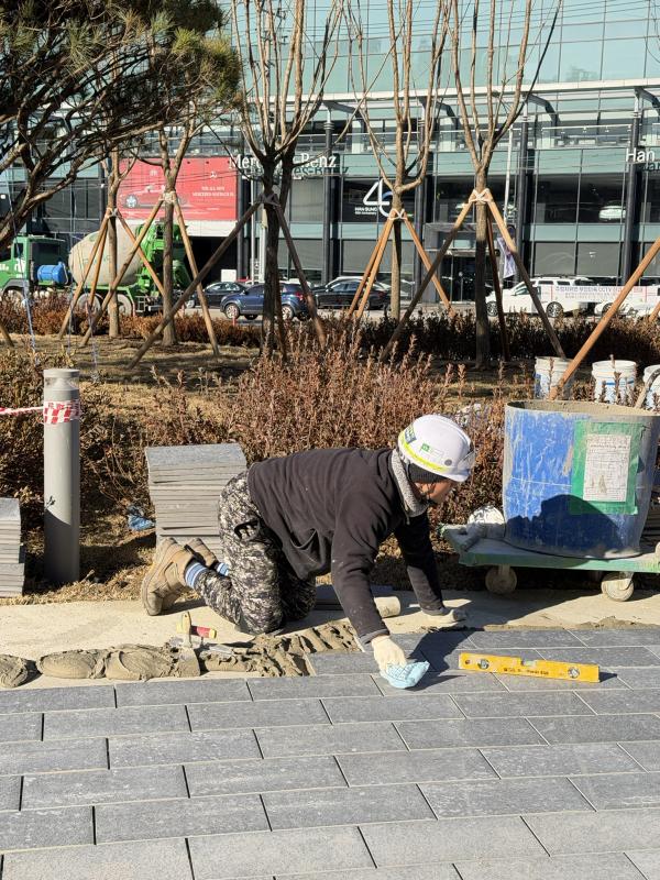 Suwon High-Tech Center