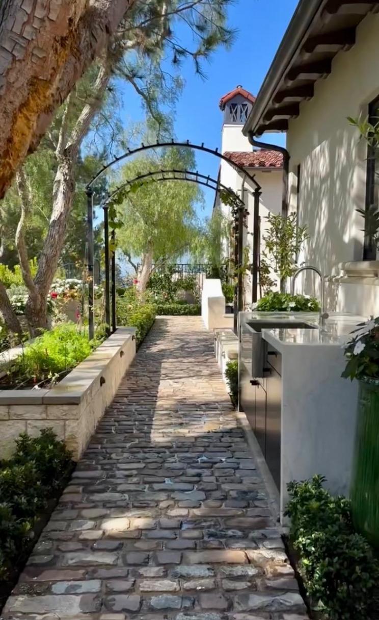 Custom Mix Belgium Gres/Grauwacke – California